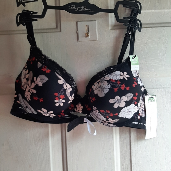 Womans bra - Picture 2 of 4